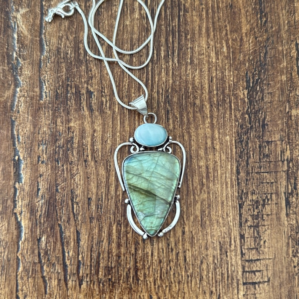 Beautiful Silver Necklace with and Larimar/Labradorite Gemstone Pendant